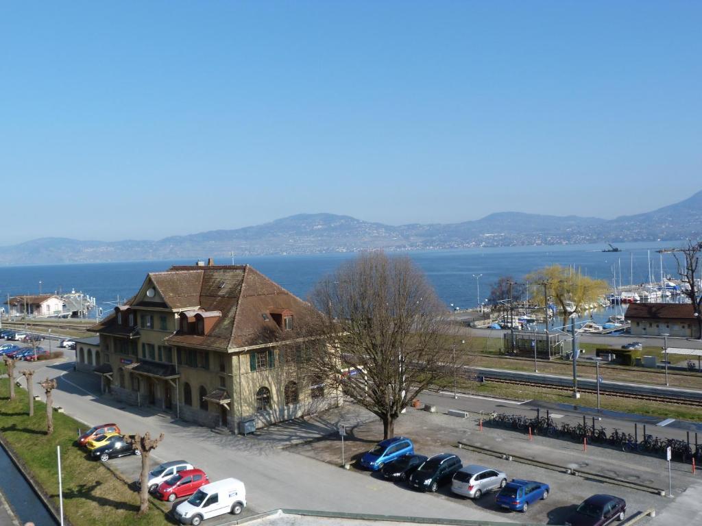 Le Lacustre 4Th Floor Port-Valais Exterior photo