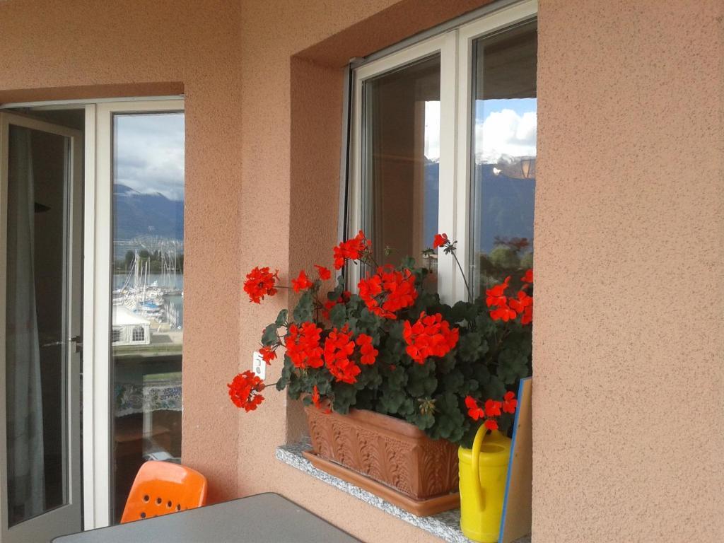Le Lacustre 4Th Floor Port-Valais Exterior photo